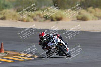 media/Oct-08-2022-SoCal Trackdays (Sat) [[1fc3beec89]]/Turn 10 (945am)/